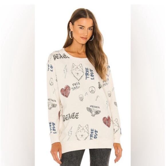 Chaser Revolve True Love Graphic Print Crew Au Lait Sz XS Wolves Hearts Boho NWT - Picture 1 of 8
